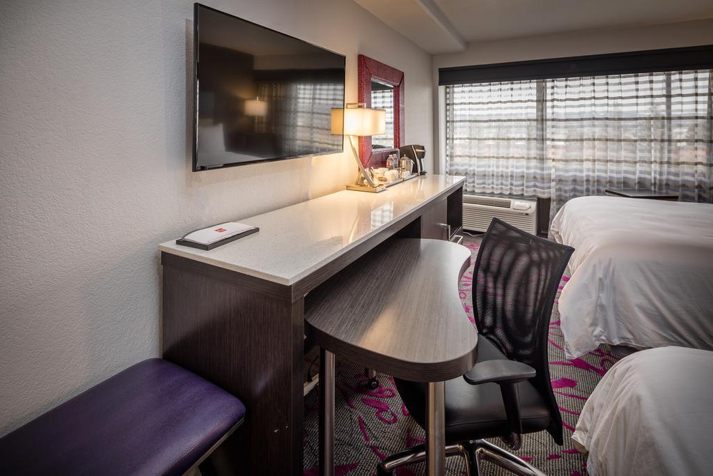 Radisson Hotel Oakland Airport Екстериор снимка