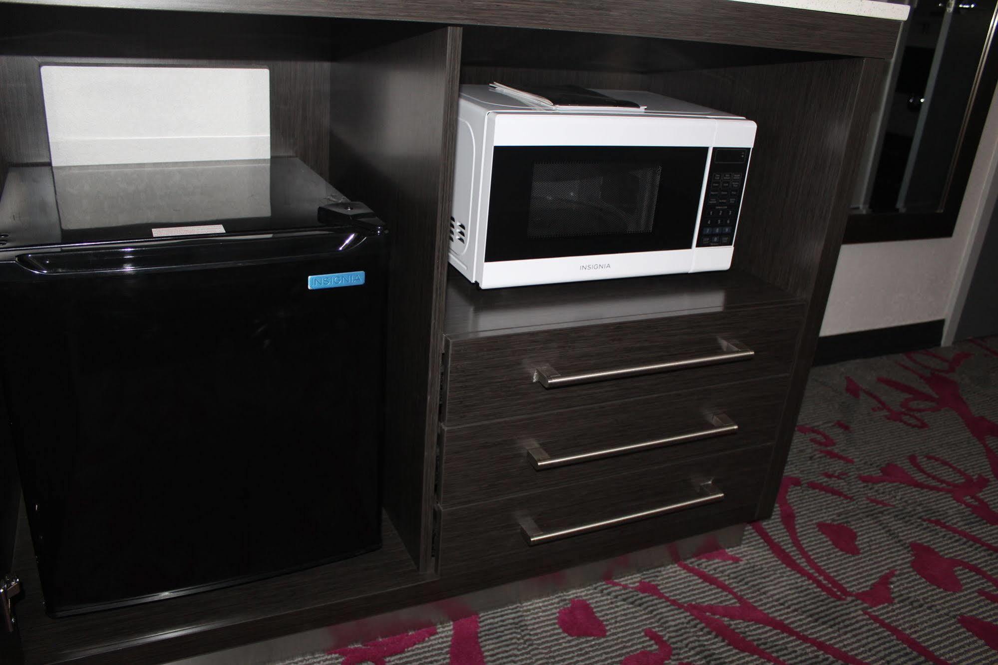 Radisson Hotel Oakland Airport Екстериор снимка