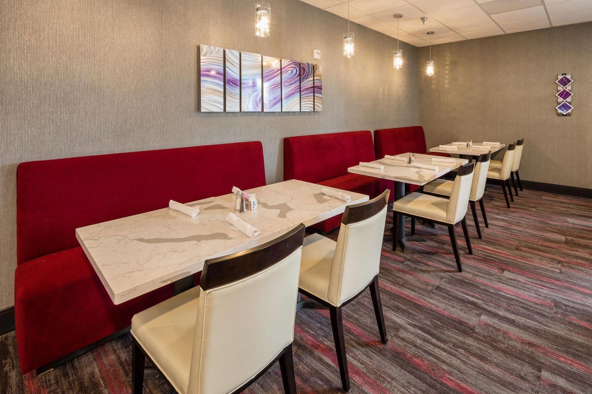Radisson Hotel Oakland Airport Екстериор снимка